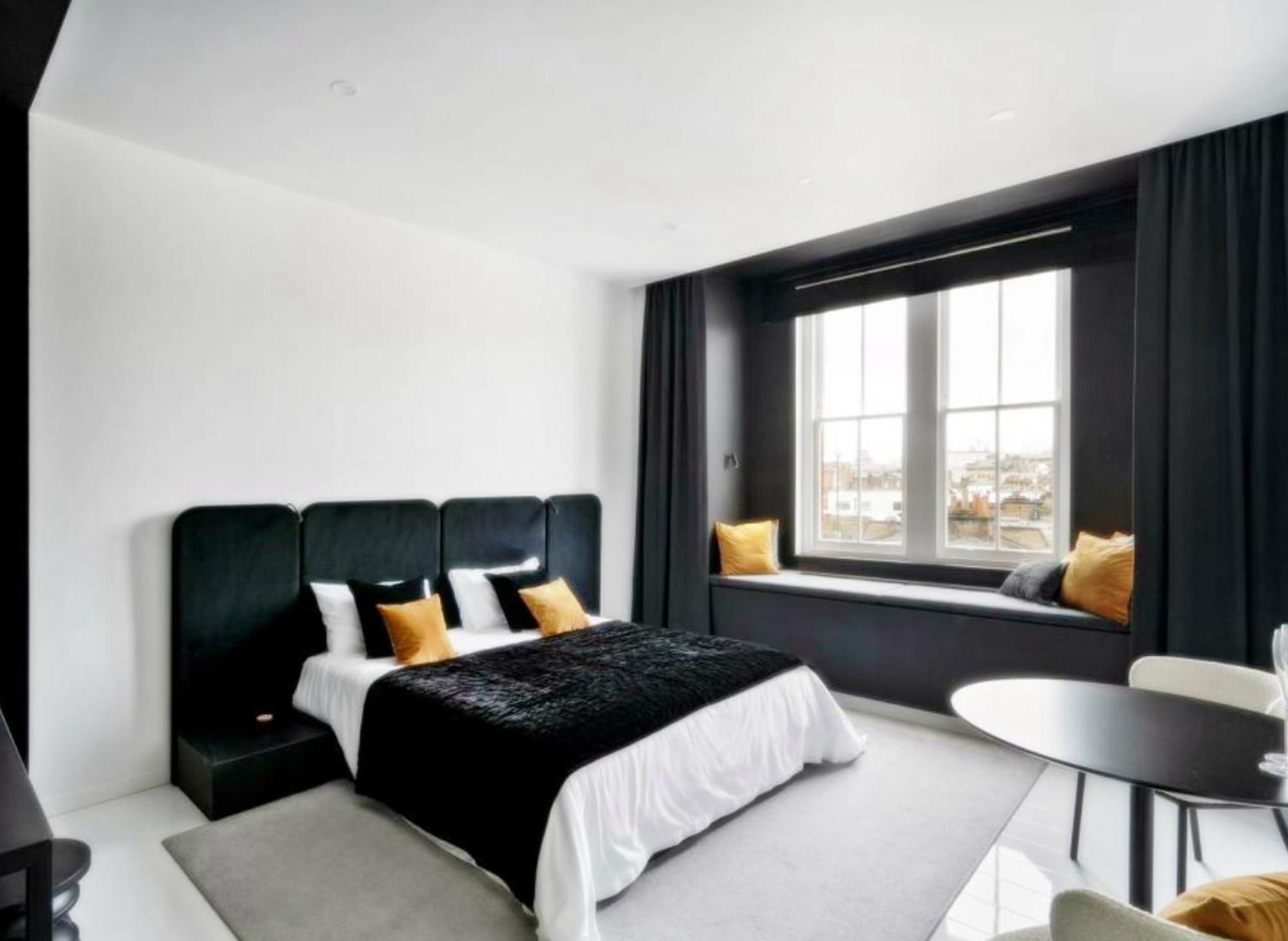 Lovely Four Bedroom Parking Available Appartamento